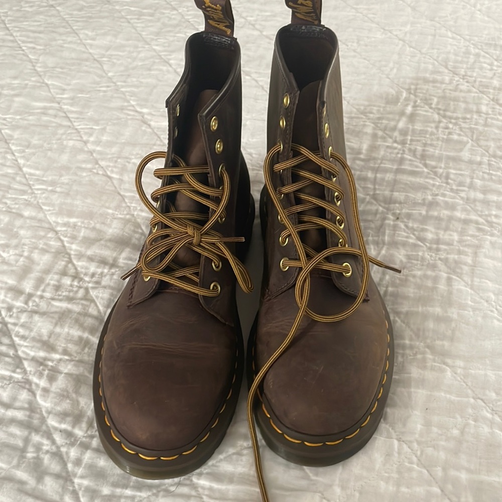 Brand new Dr Marten boots 11822